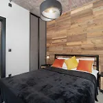 Apartment Elegant With Balcony In By Renters *