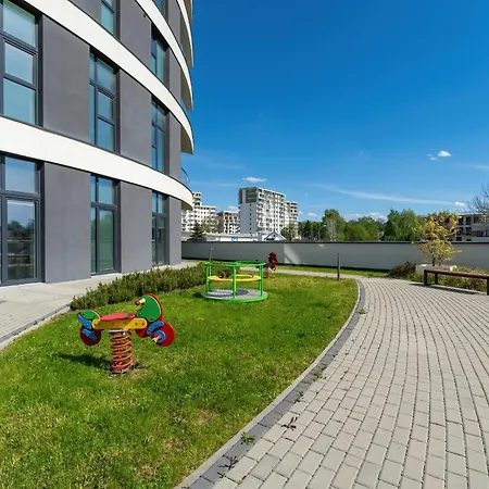 Apartament Elegant With Balcony In By Renters Rzeszów