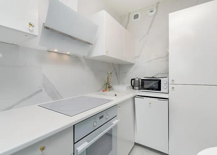 Elegant With Balcony In By Renters Rzeszów